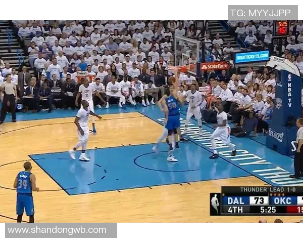 小牛与雷霆激战回顾3月28日精彩比赛录像分析与亮点总结