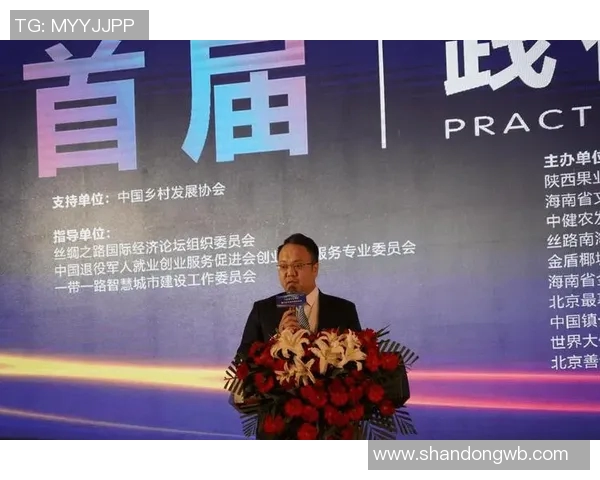 以个人成长为起点探讨现代社会中的自我价值与实现路径