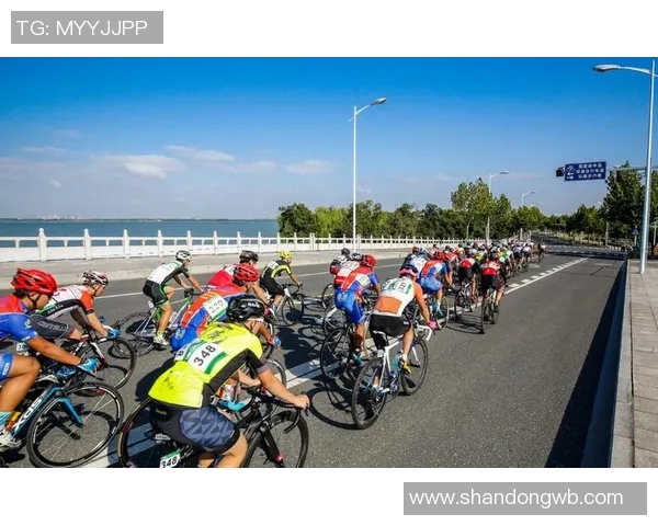 深圳网球队大满贯赛事精彩配合展现团队精神与竞技实力