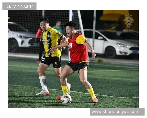 黄娜独家解析足球技巧与战术分享助你提升球场表现