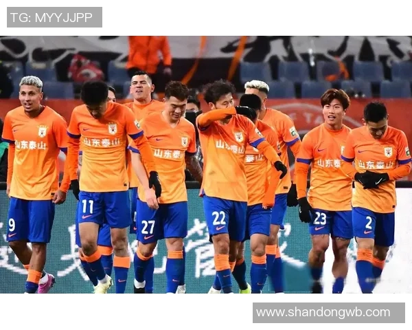 2005年亚冠经典对决山东鲁能迎战伊蒂哈德展现足球魅力与激情